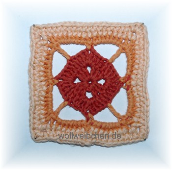 rosa Granny Square